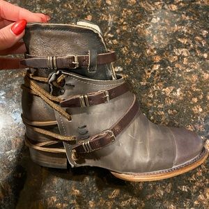 Crue grey multi Freebird boots